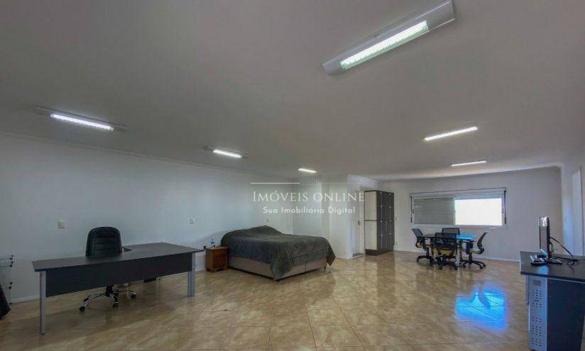 Casa à venda com 3 quartos, 313m² - Foto 18