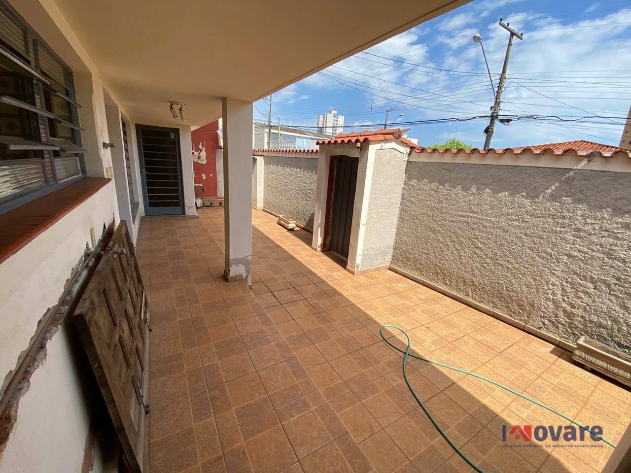 Casa à venda com 4 quartos, 198m² - Foto 4