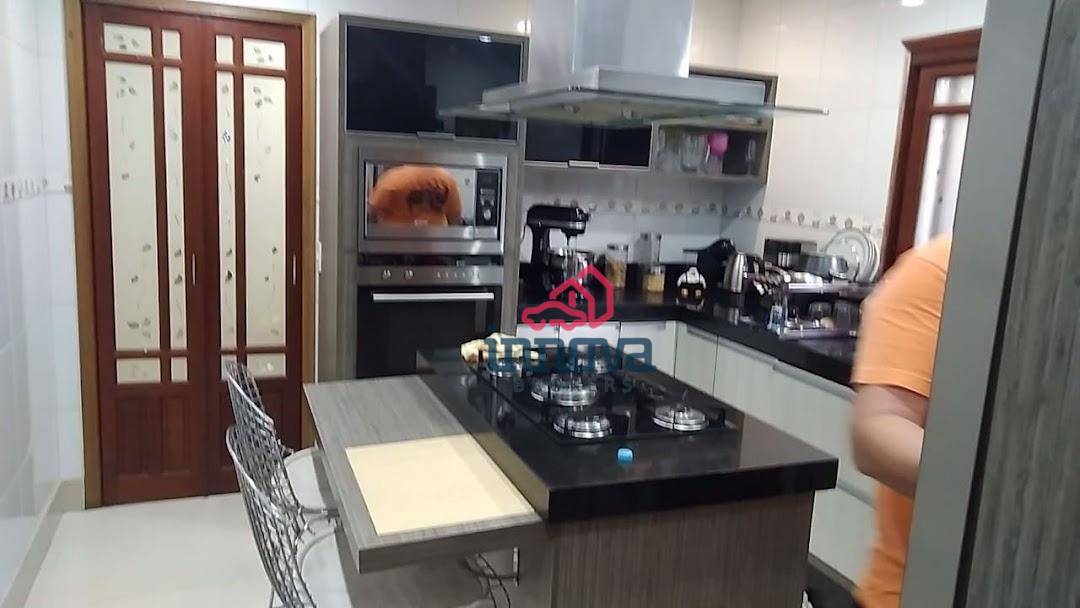 Sobrado à venda com 3 quartos, 220m² - Foto 6