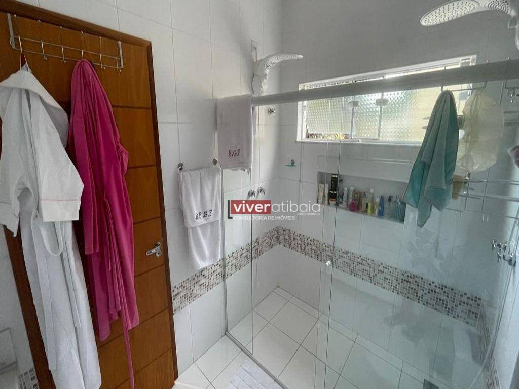 Casa à venda com 3 quartos, 240m² - Foto 15