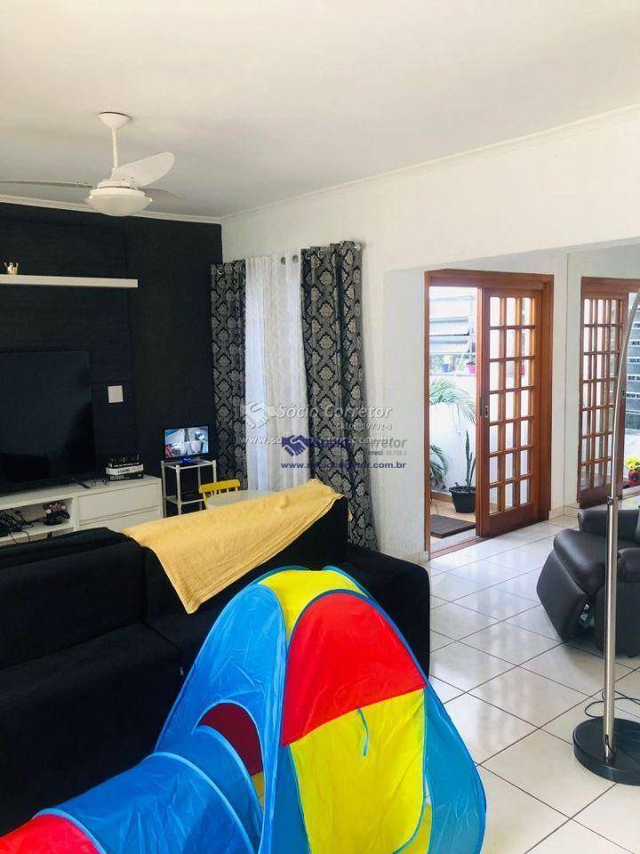 Casa à venda com 3 quartos, 267m² - Foto 5