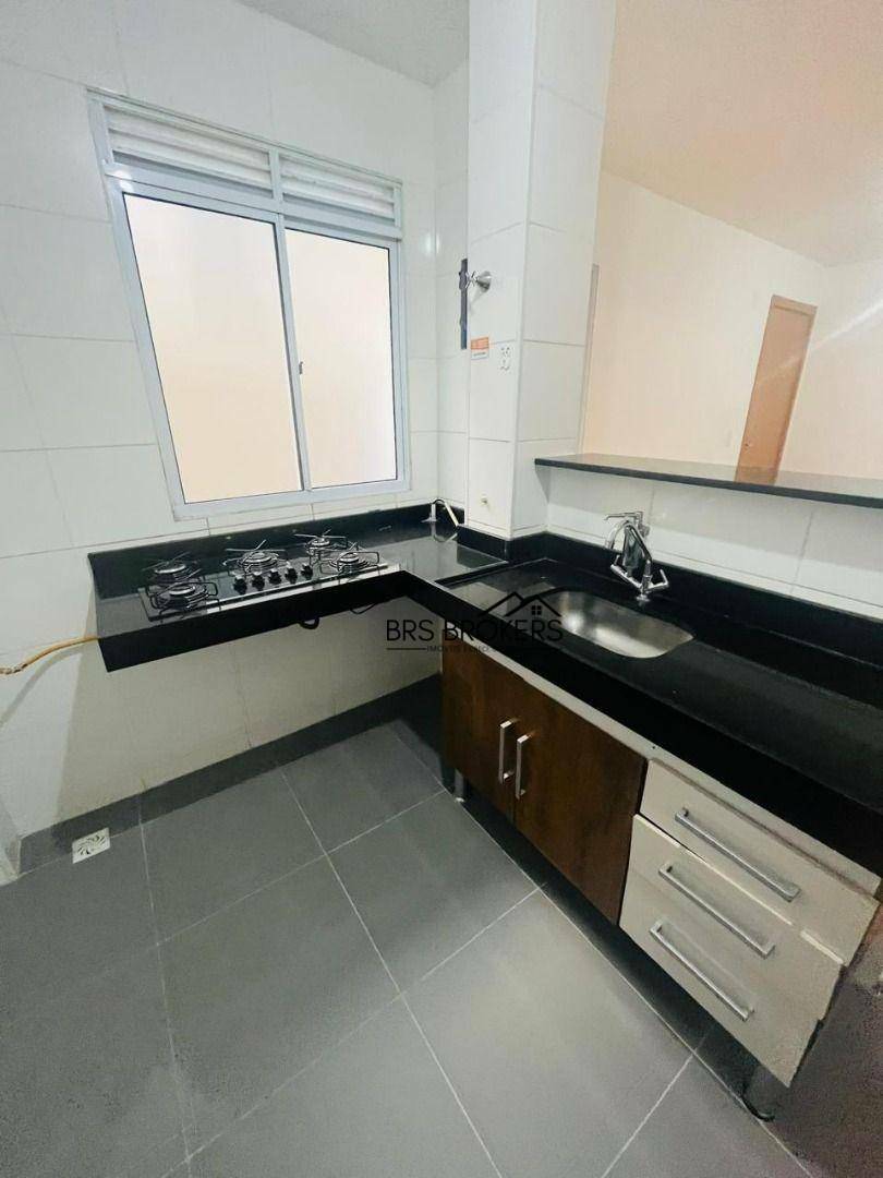 Apartamento à venda com 2 quartos, 38m² - Foto 23