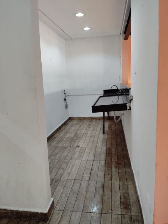 Loja-Salão para alugar, 247m² - Foto 8