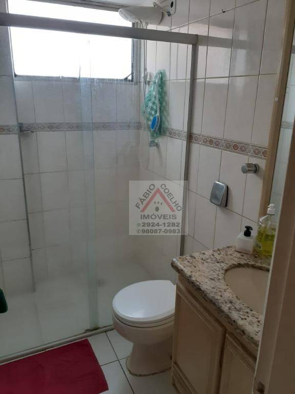 Apartamento à venda com 2 quartos, 68m² - Foto 13