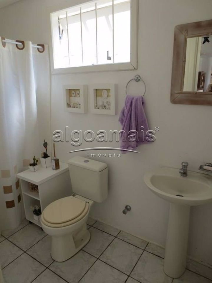 Casa à venda com 5 quartos, 214m² - Foto 18