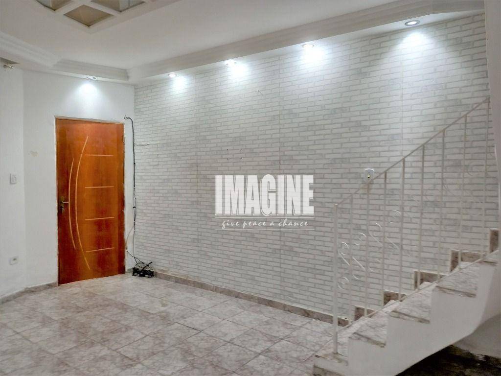 Sobrado à venda com 2 quartos, 85m² - Foto 4