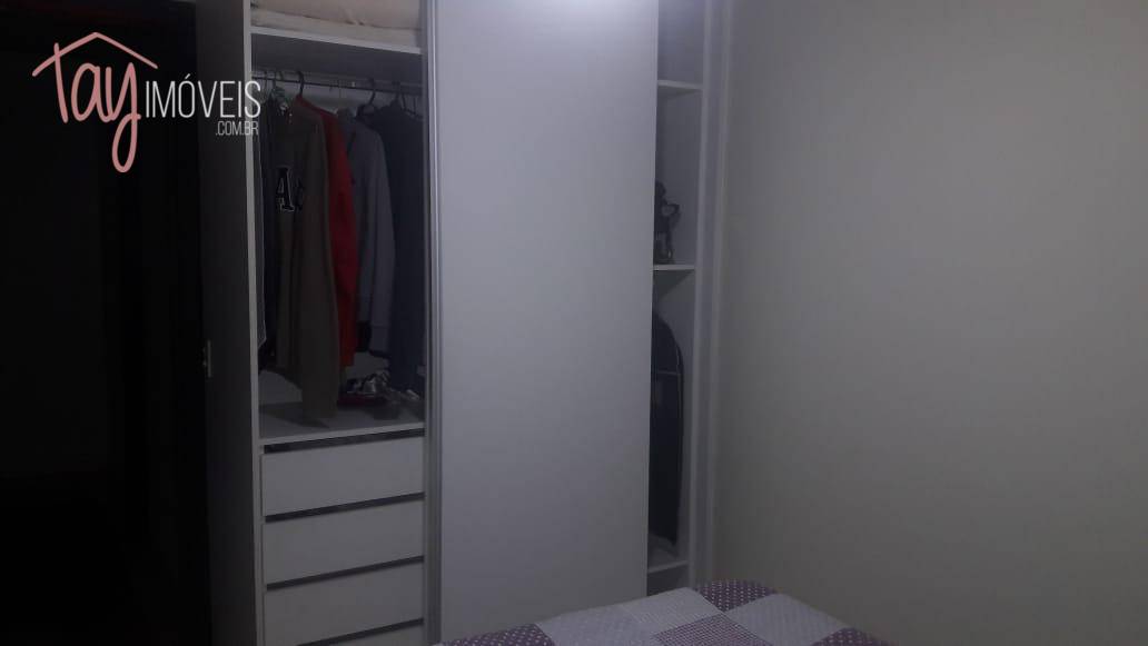 Casa à venda com 3 quartos, 200m² - Foto 40