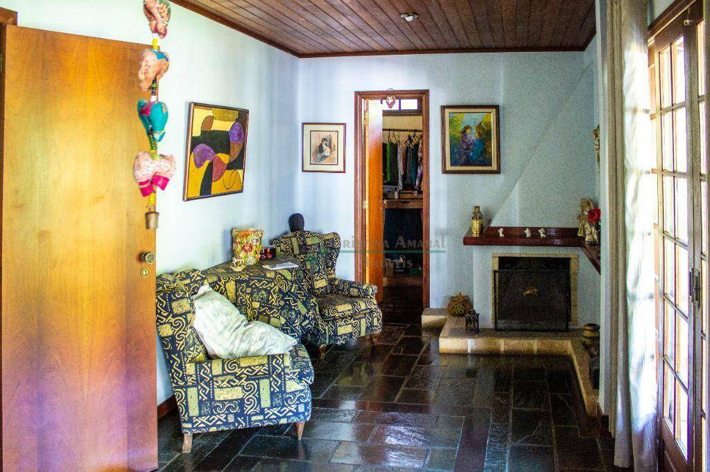 Casa de Condomínio à venda com 3 quartos, 380m² - Foto 22