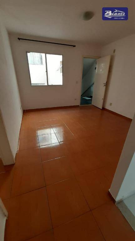 Apartamento para alugar com 2 quartos, 54m² - Foto 6