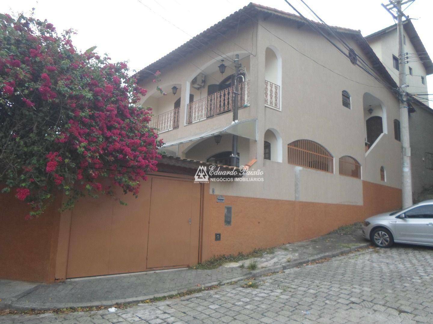 Sobrado à venda com 4 quartos, 170m² - Foto 1