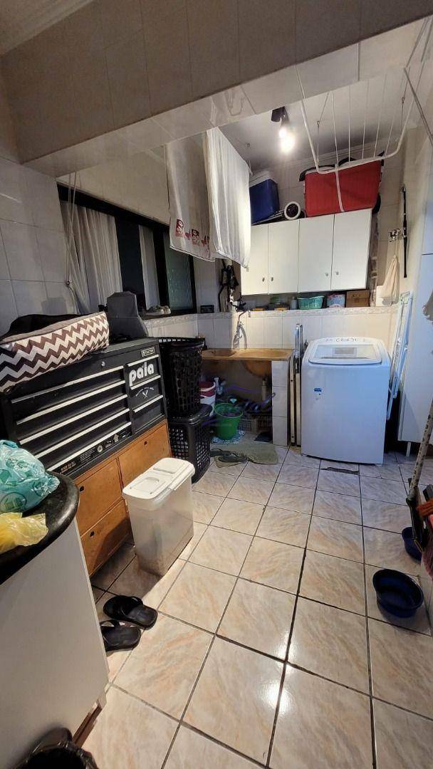 Apartamento à venda com 4 quartos, 151m² - Foto 15