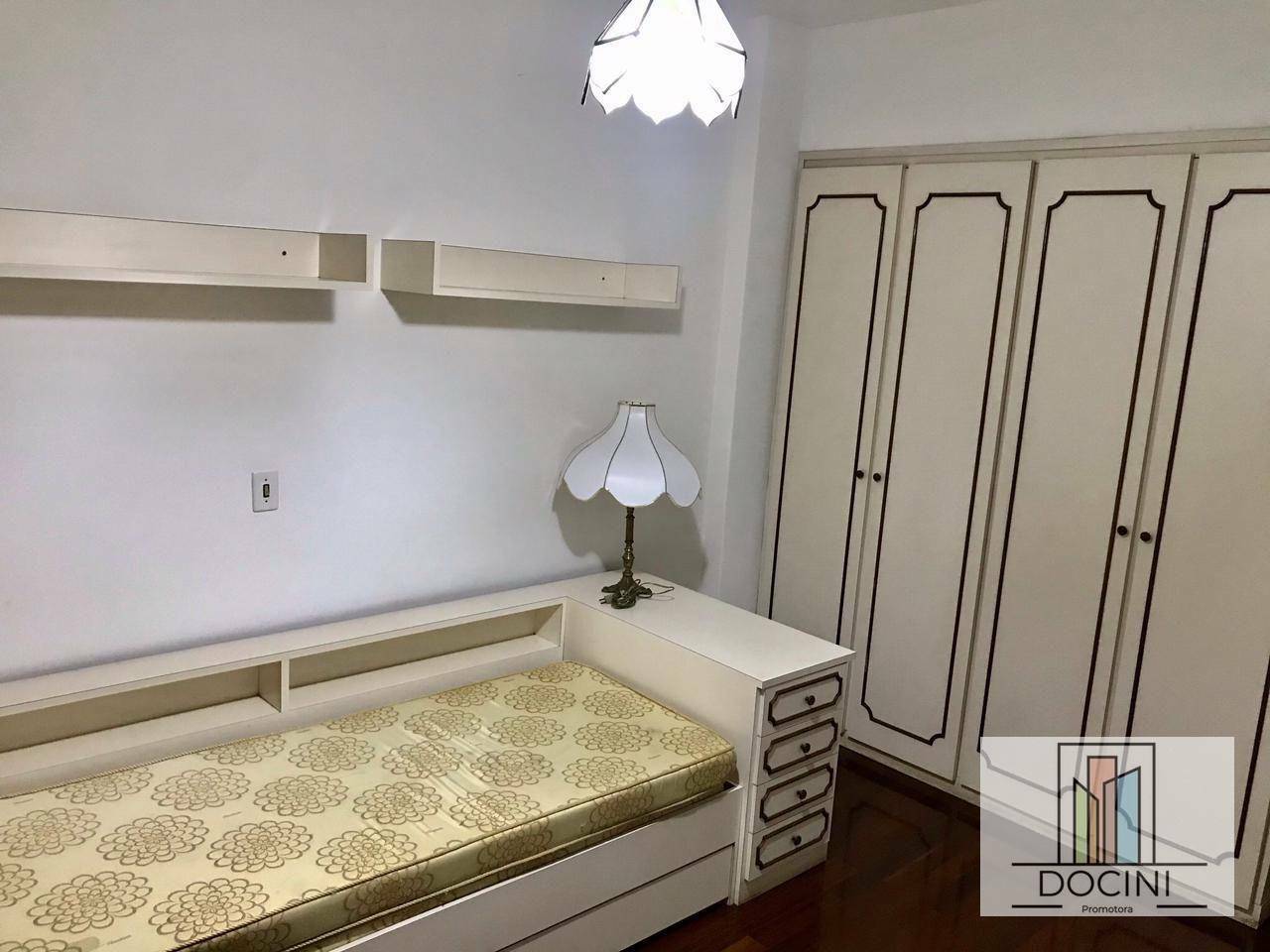 Apartamento à venda e aluguel com 3 quartos, 160m² - Foto 2