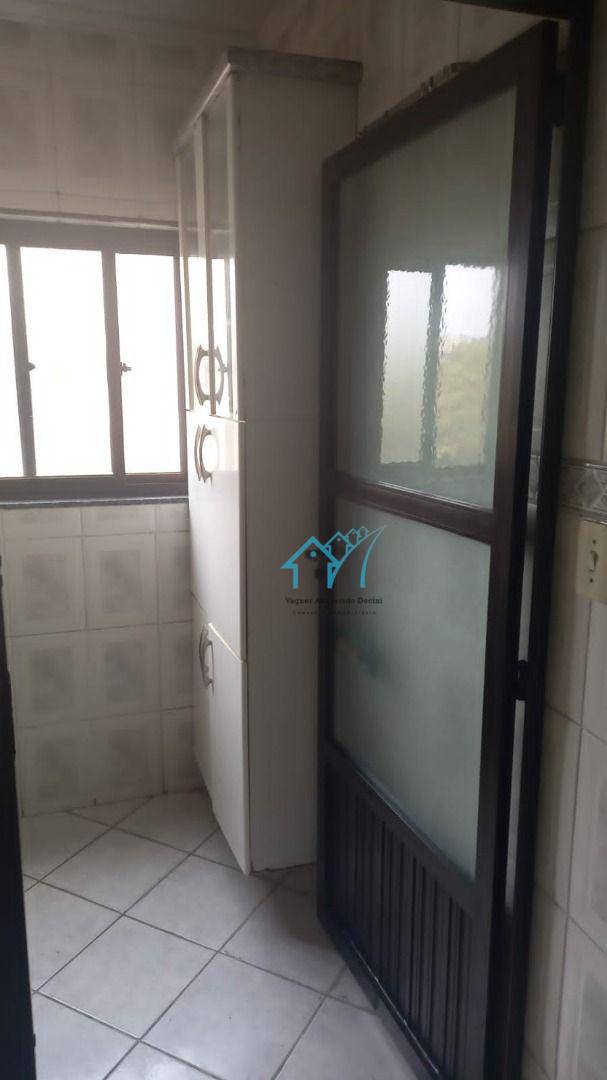 Apartamento à venda com 2 quartos, 76m² - Foto 10