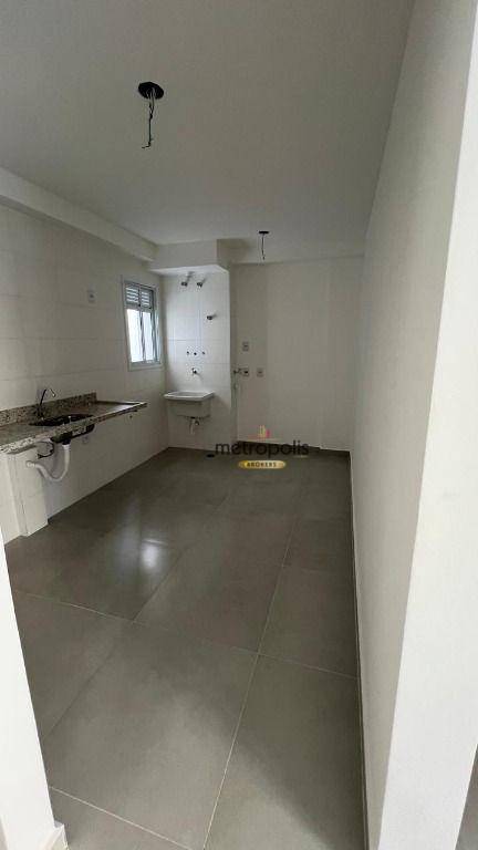 Apartamento à venda com 2 quartos, 69m² - Foto 4