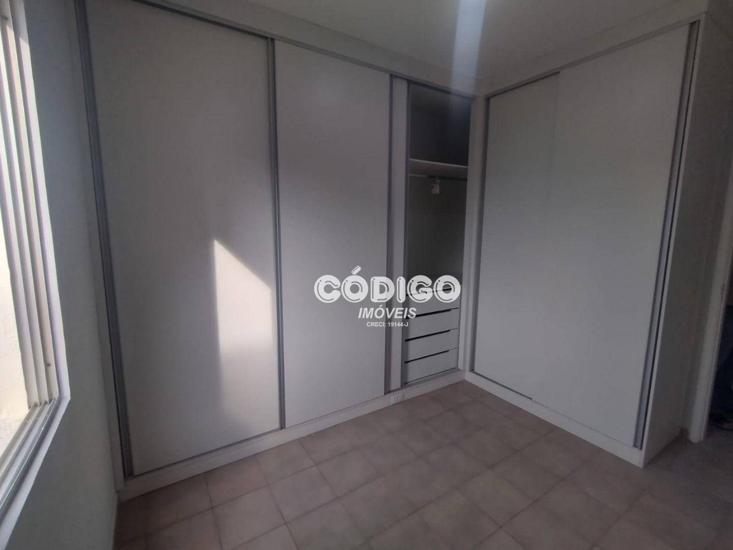 Apartamento para alugar com 3 quartos, 64m² - Foto 19