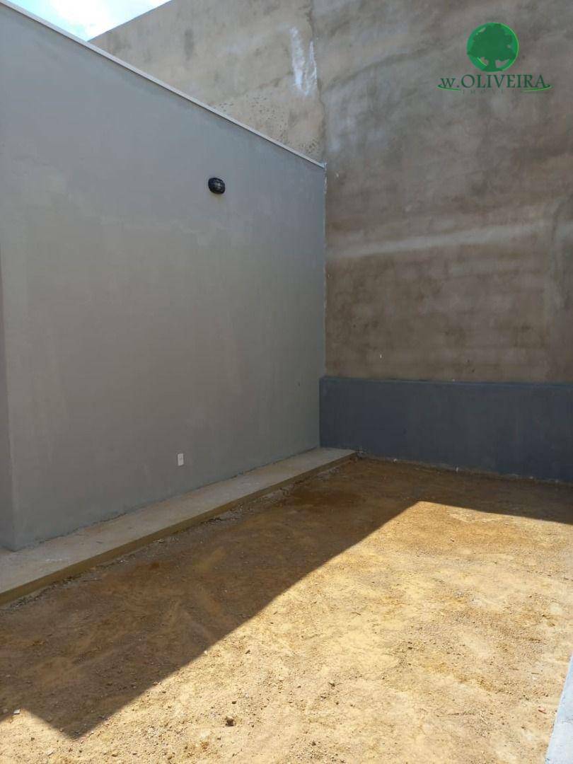 Casa à venda com 2 quartos, 56m² - Foto 2