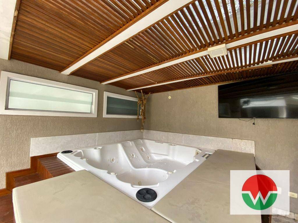 Casa de Condomínio à venda e aluguel com 4 quartos, 600m² - Foto 17