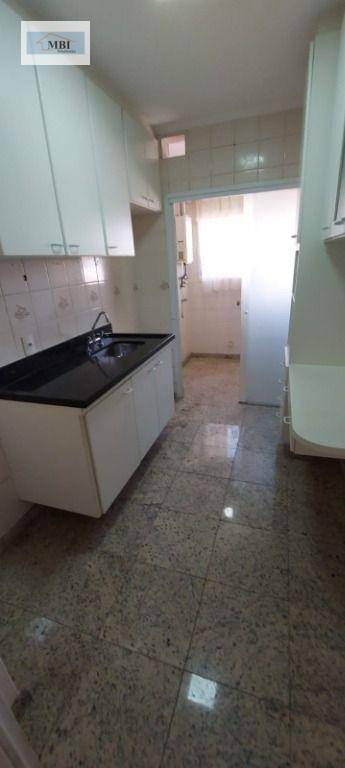 Apartamento à venda com 3 quartos, 70m² - Foto 20