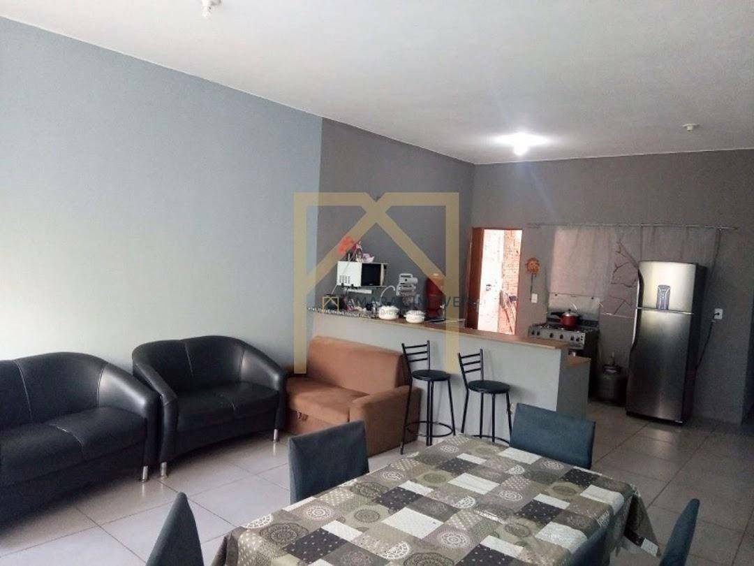 Casa à venda com 2 quartos, 80m² - Foto 5