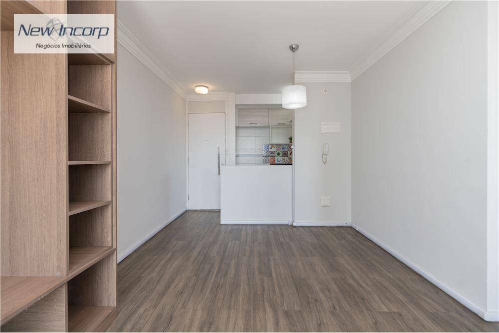 Apartamento à venda com 2 quartos, 61m² - Foto 2