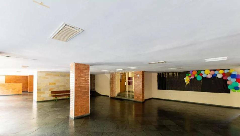 Apartamento à venda com 1 quarto, 57m² - Foto 12