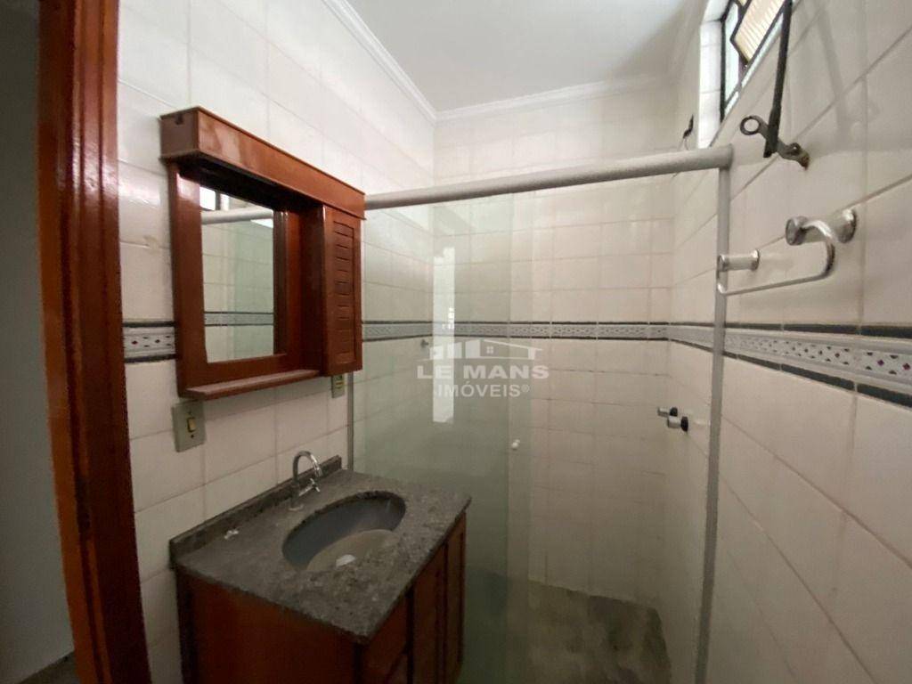 Casa para alugar com 2 quartos, 80m² - Foto 5