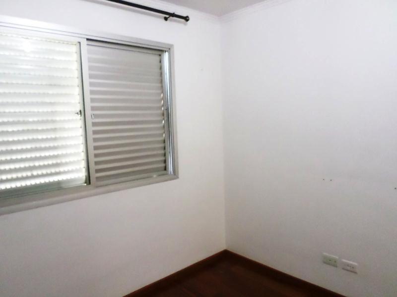 Apartamento à venda com 2 quartos, 60m² - Foto 4