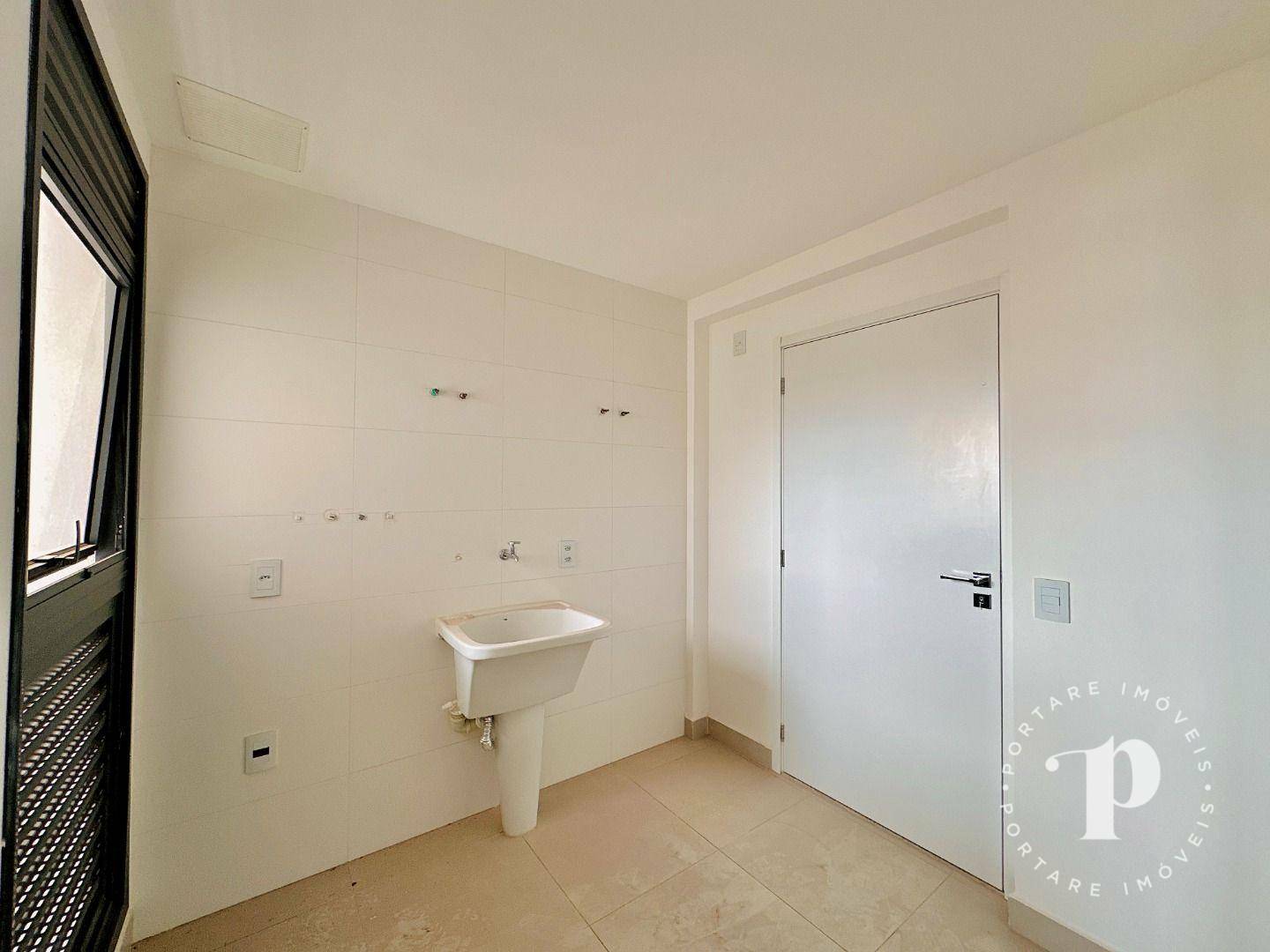 Apartamento à venda com 3 quartos, 151m² - Foto 10