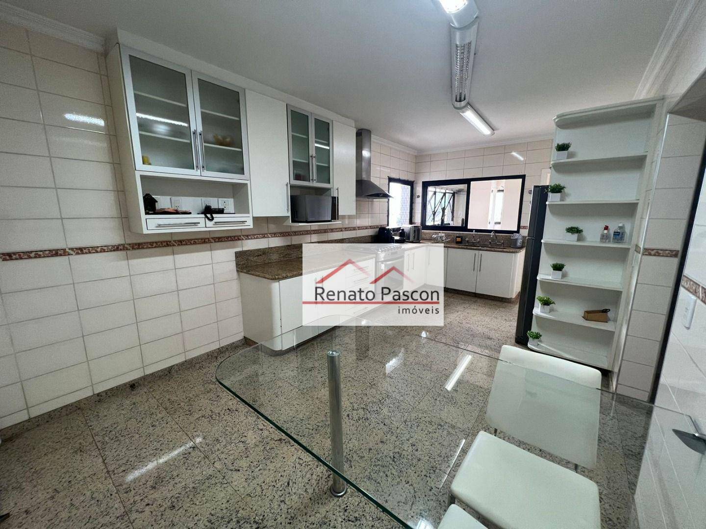 Apartamento à venda com 3 quartos, 209m² - Foto 6