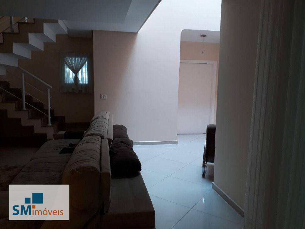 Sobrado à venda com 3 quartos, 239m² - Foto 3