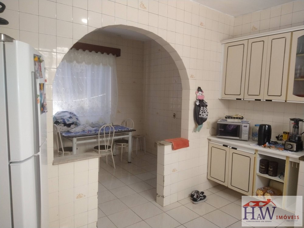 Casa à venda com 4 quartos, 66m² - Foto 25