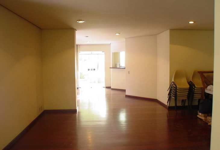 Apartamento à venda com 2 quartos, 66m² - Foto 4