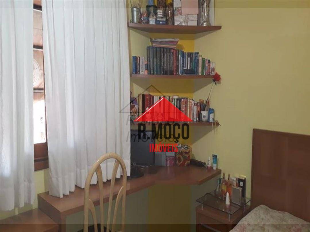 Sobrado à venda com 3 quartos, 300m² - Foto 24