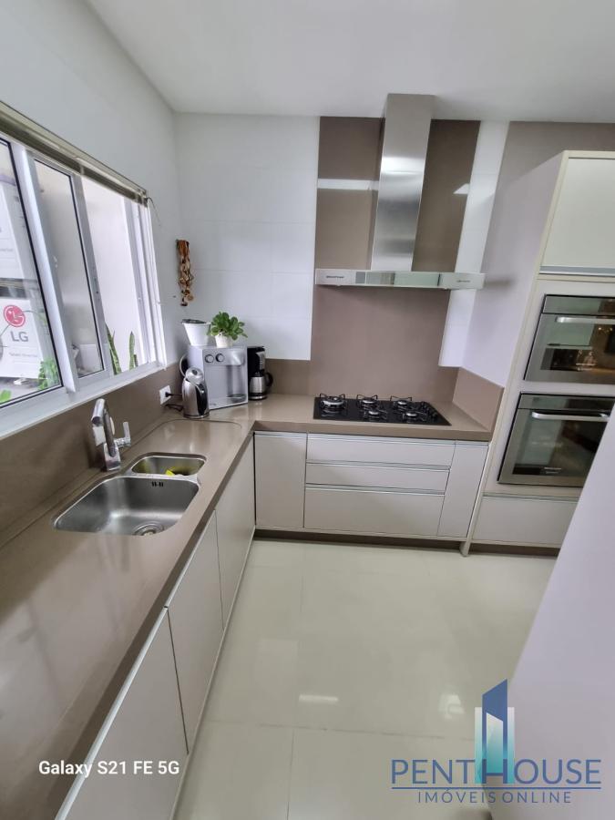 Apartamento à venda com 3 quartos, 136m² - Foto 13