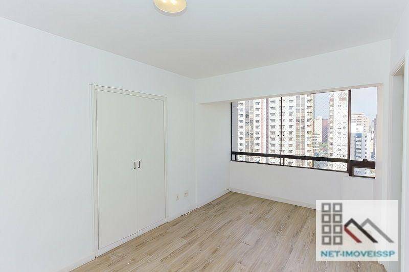 Apartamento para alugar com 4 quartos, 184m² - Foto 41