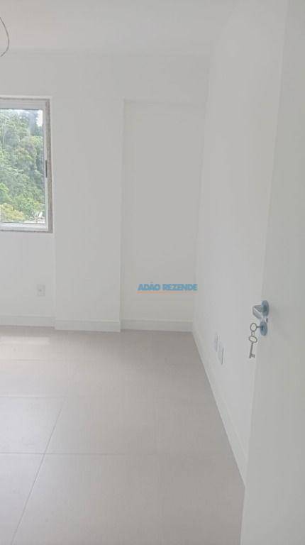 Apartamento à venda com 2 quartos, 63m² - Foto 9