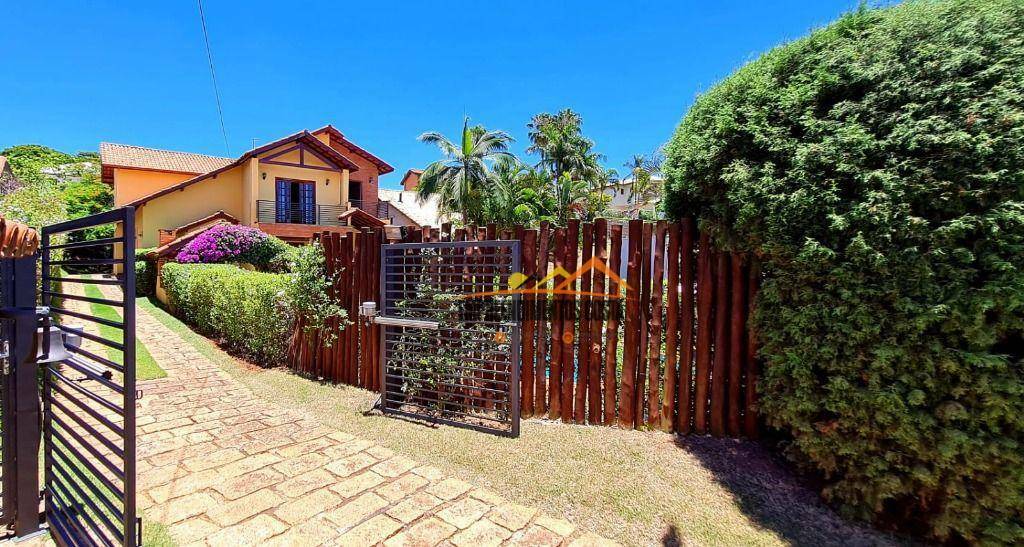 Casa de Condomínio à venda com 4 quartos, 309m² - Foto 2