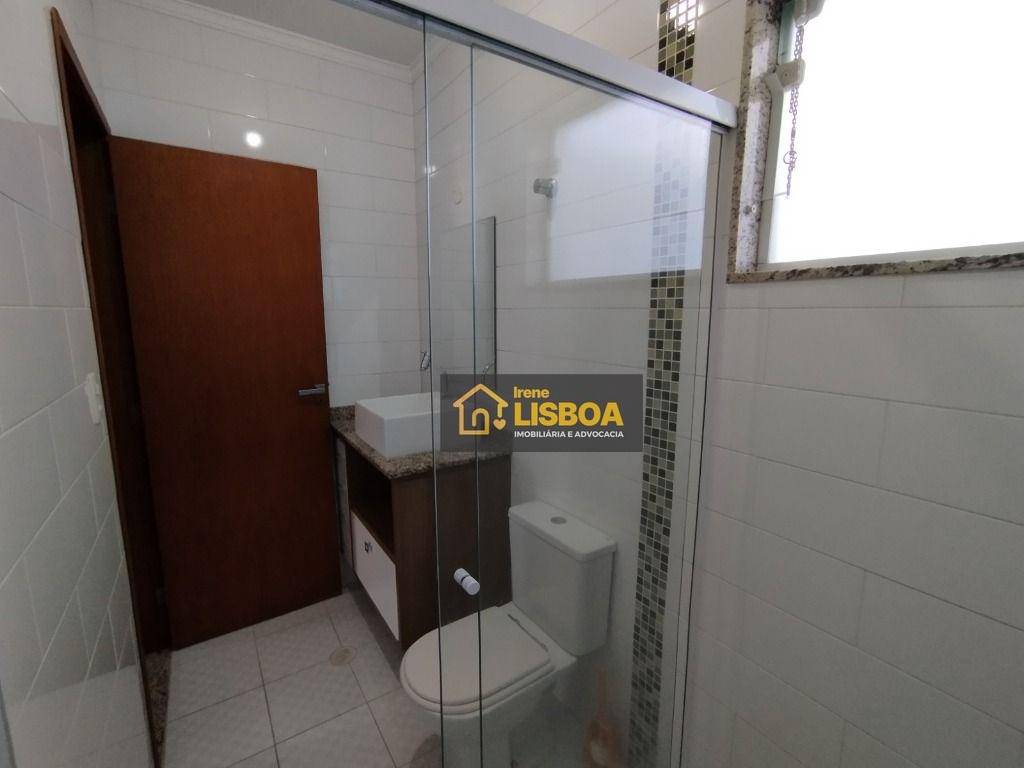 Sobrado à venda com 3 quartos, 200m² - Foto 20