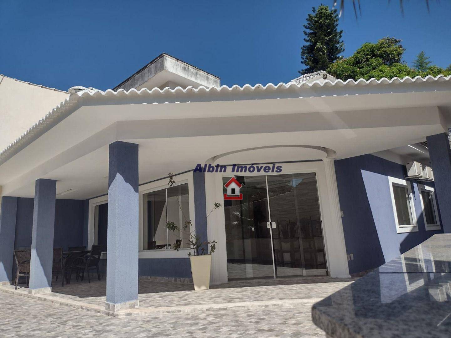 Casa à venda com 3 quartos, 180m² - Foto 25