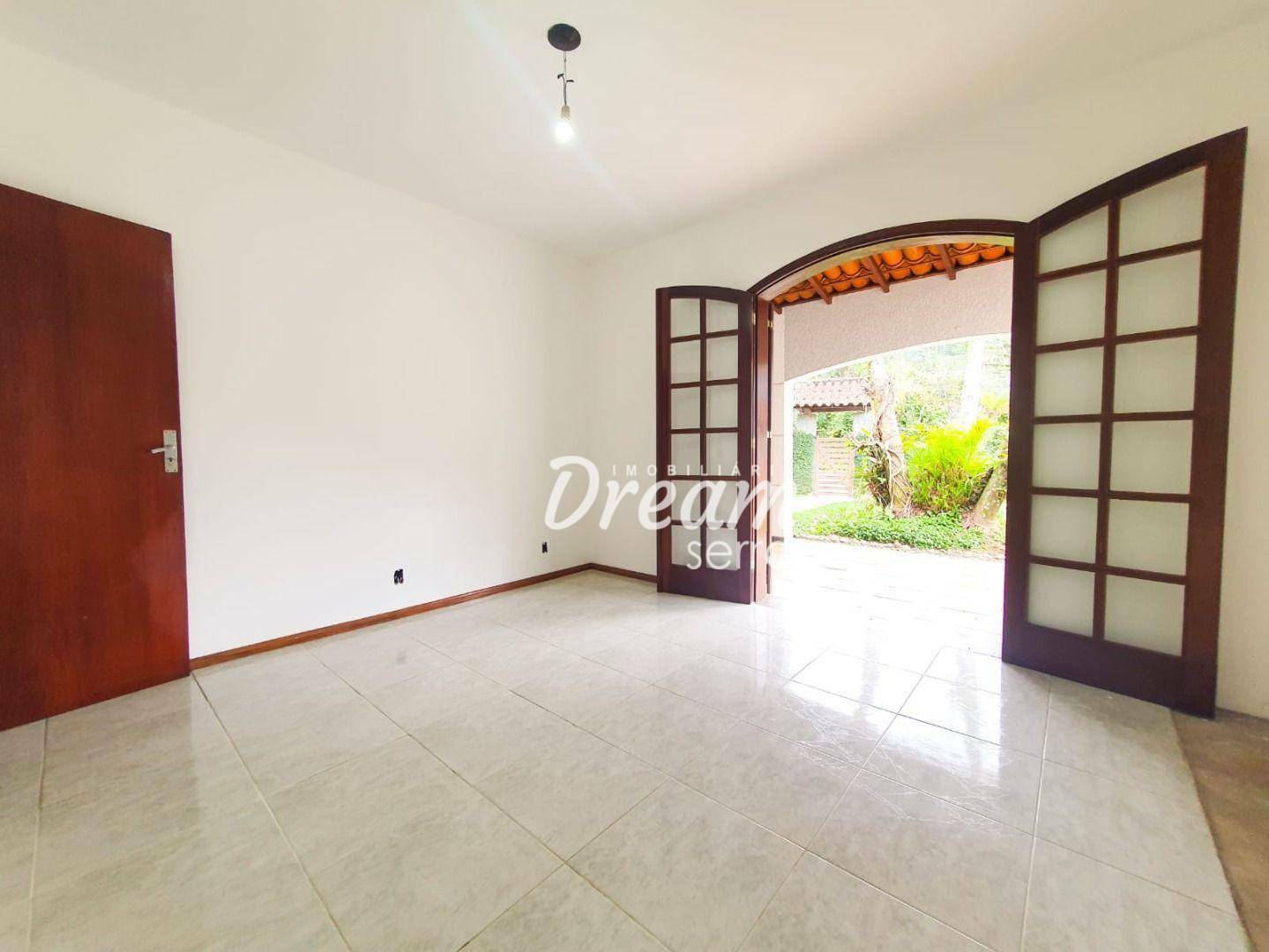 Casa à venda com 3 quartos, 162m² - Foto 11