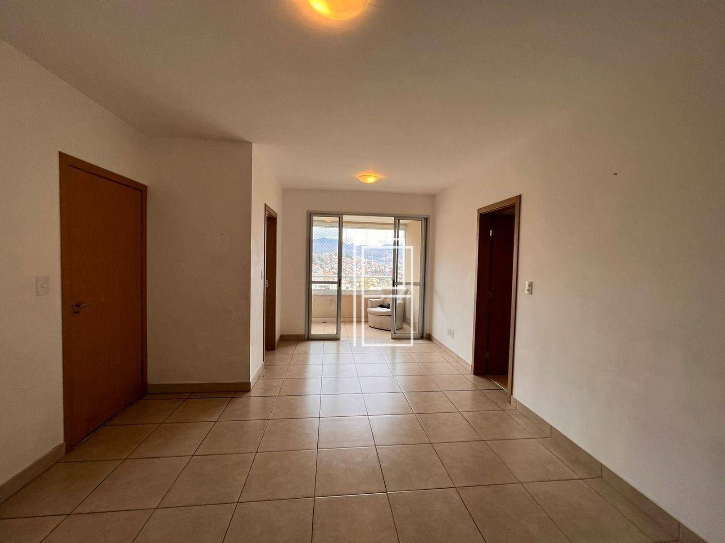 Apartamento à venda com 3 quartos, 96m² - Foto 1