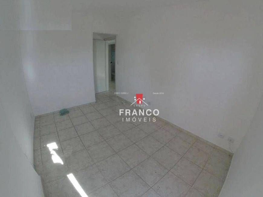 Apartamento para alugar com 2 quartos, 68m² - Foto 11