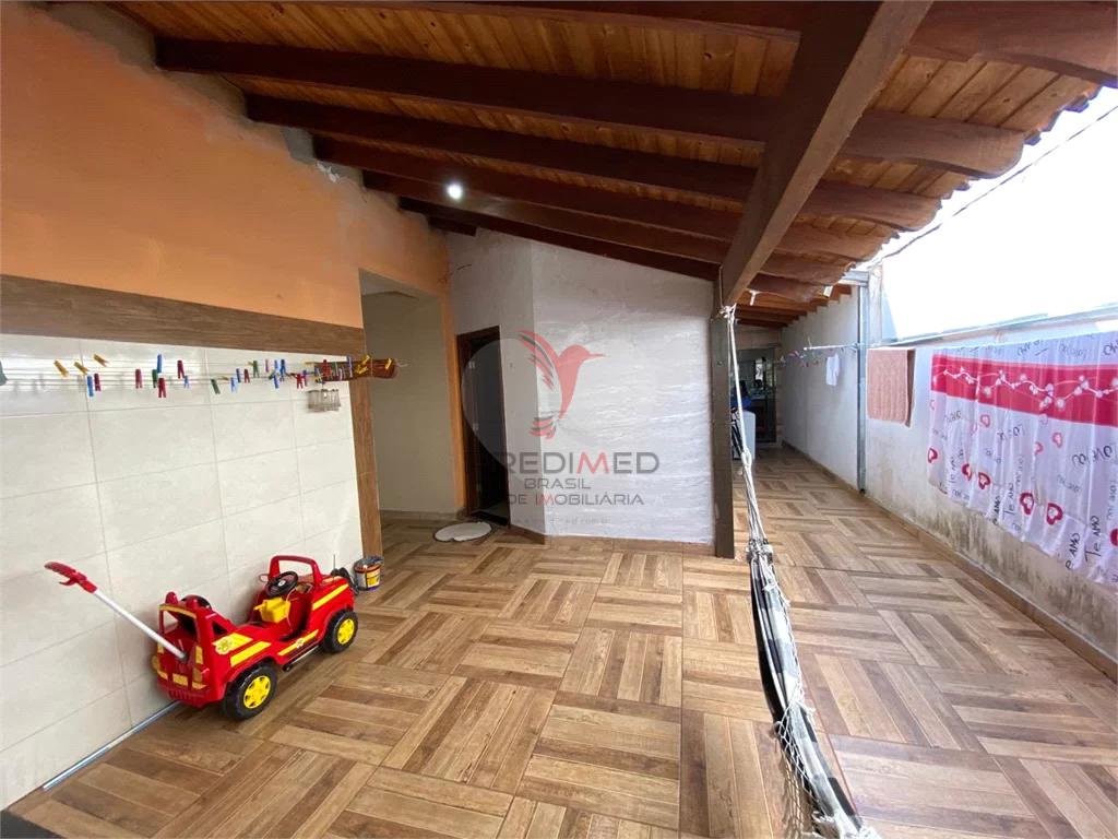 Casa à venda com 2 quartos, 180m² - Foto 10