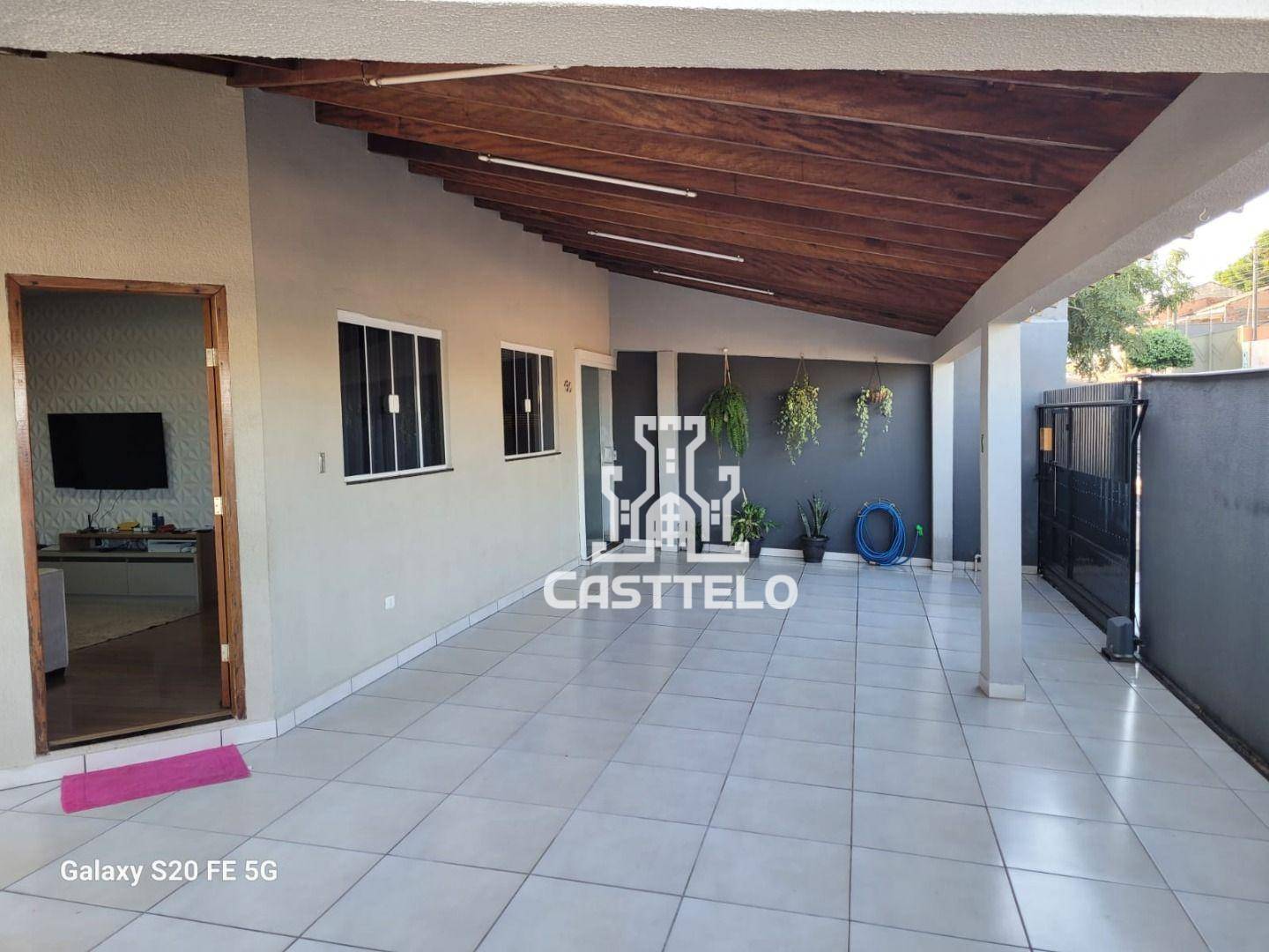 Casa à venda com 3 quartos, 62m² - Foto 4