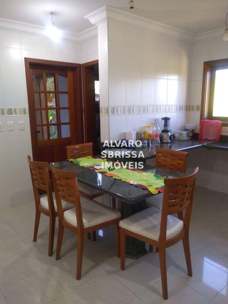 Casa de Condomínio à venda com 3 quartos, 250m² - Foto 24