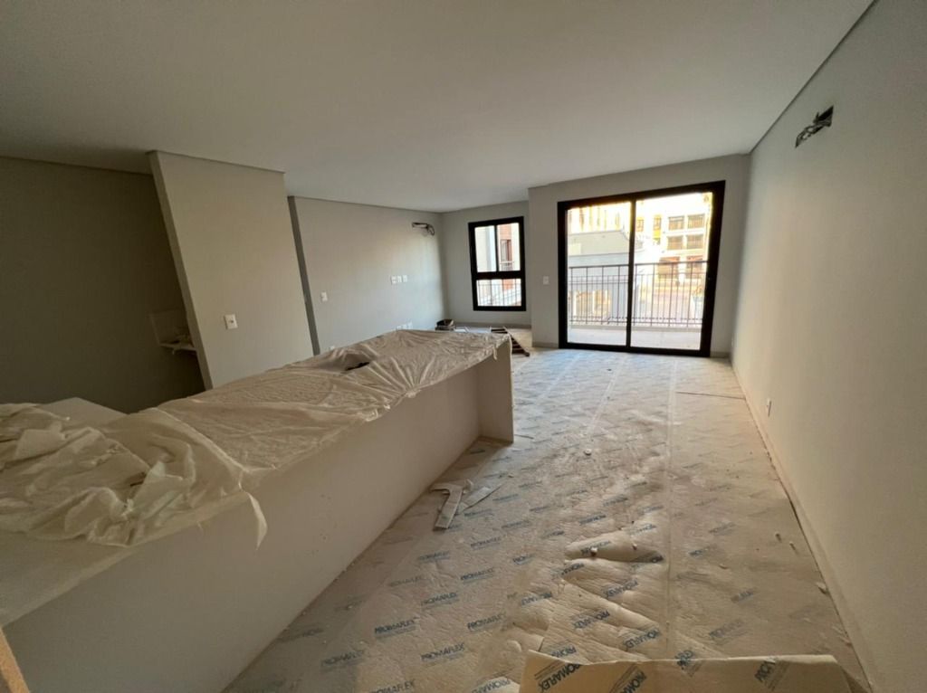 Apartamento à venda com 1 quarto, 70m² - Foto 13