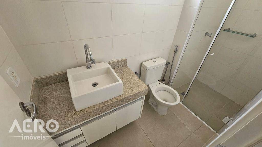 Apartamento para alugar com 2 quartos, 77m² - Foto 37