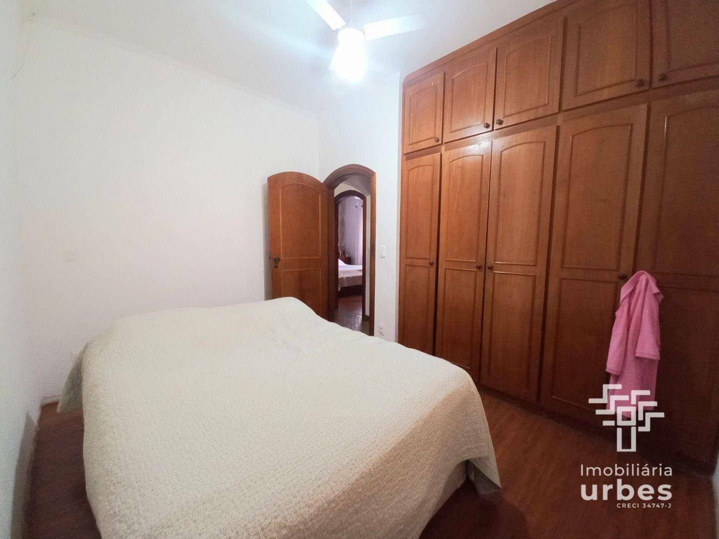 Casa à venda com 3 quartos, 174m² - Foto 17