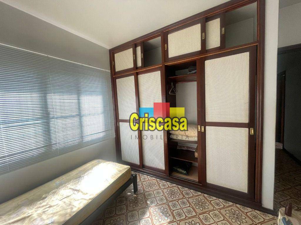 Casa à venda com 7 quartos, 256m² - Foto 17