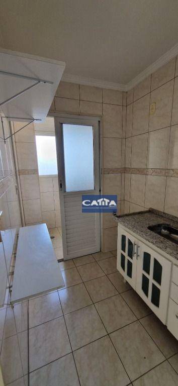 Apartamento à venda com 2 quartos, 45m² - Foto 20